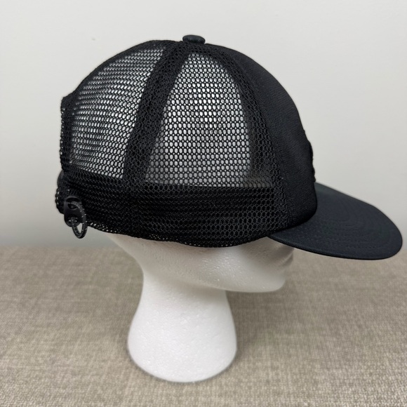 Roark Hat Black Mesh Peaking Packable Trucker Cap Running Trail Lightweight - Picture 9 of 11